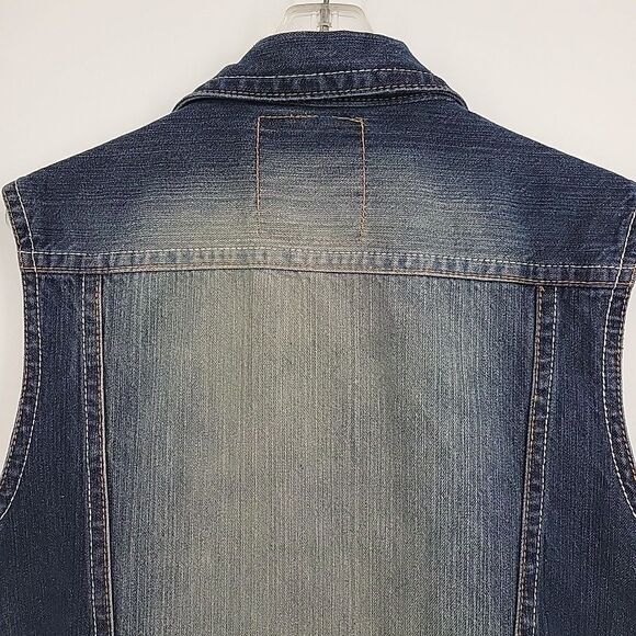 Royal Premium Womens Denim Vest Size Medium LOOK Verdigris on Buttons - Picture 6 of 11